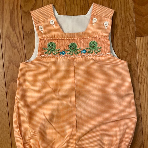 Gingham Smocked Octopus Bubble - Picture 1 of 3